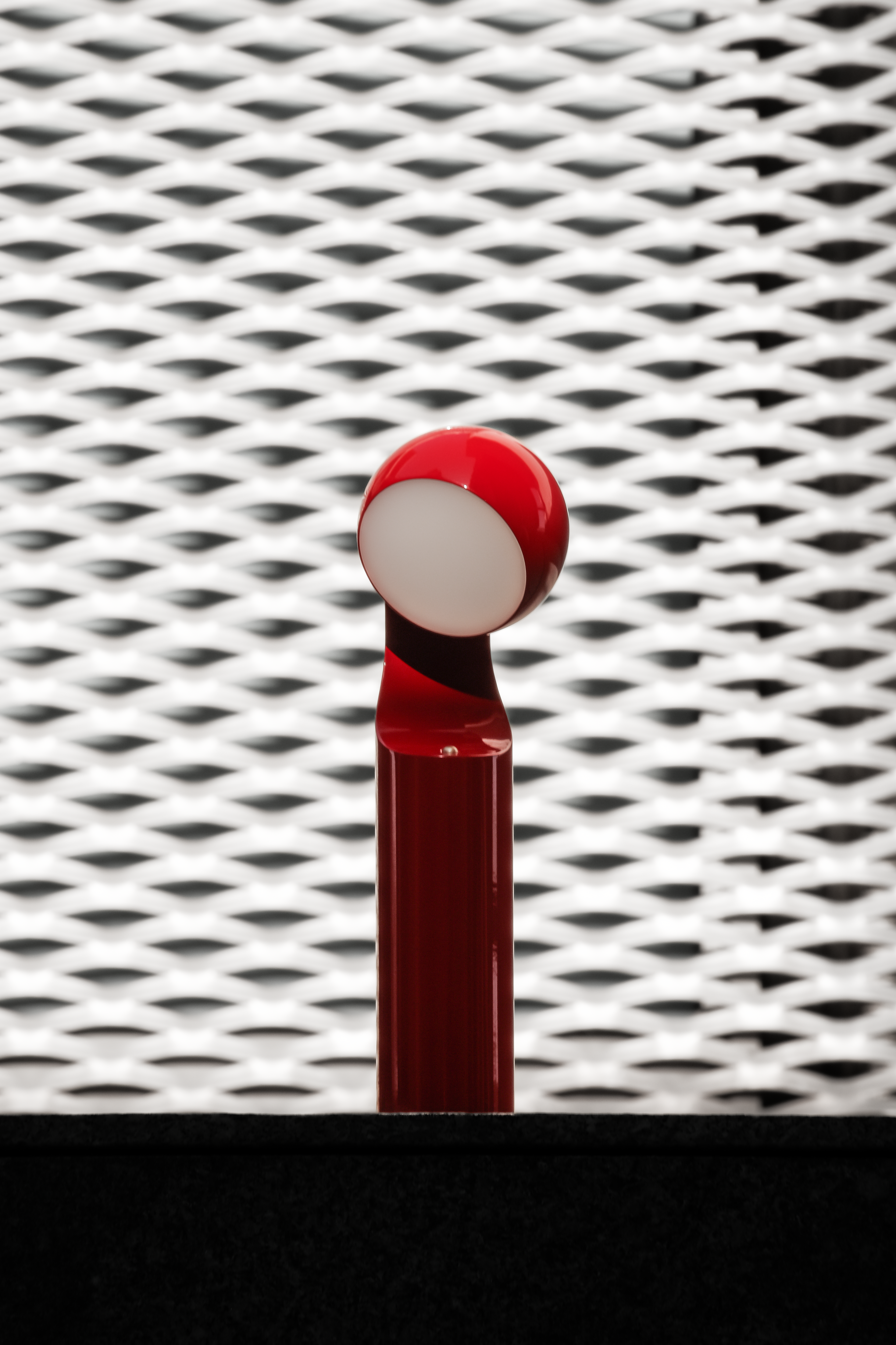 Mono Portable Reading Lamp - Bright Red