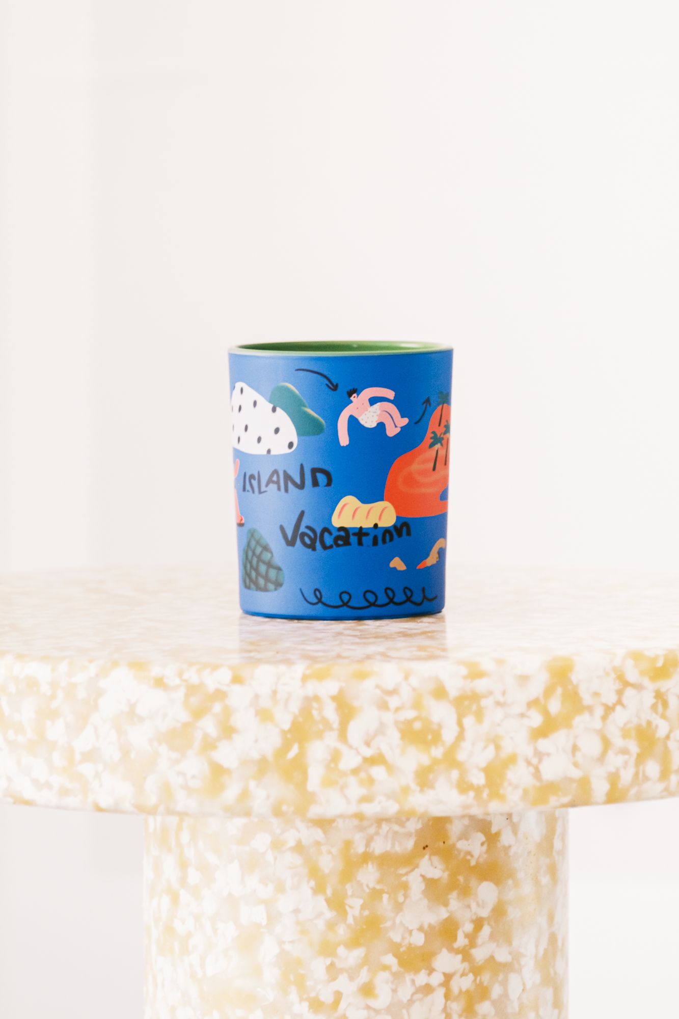 "ISLAND VACATION" Scented Candle (200g Candle + Palm)