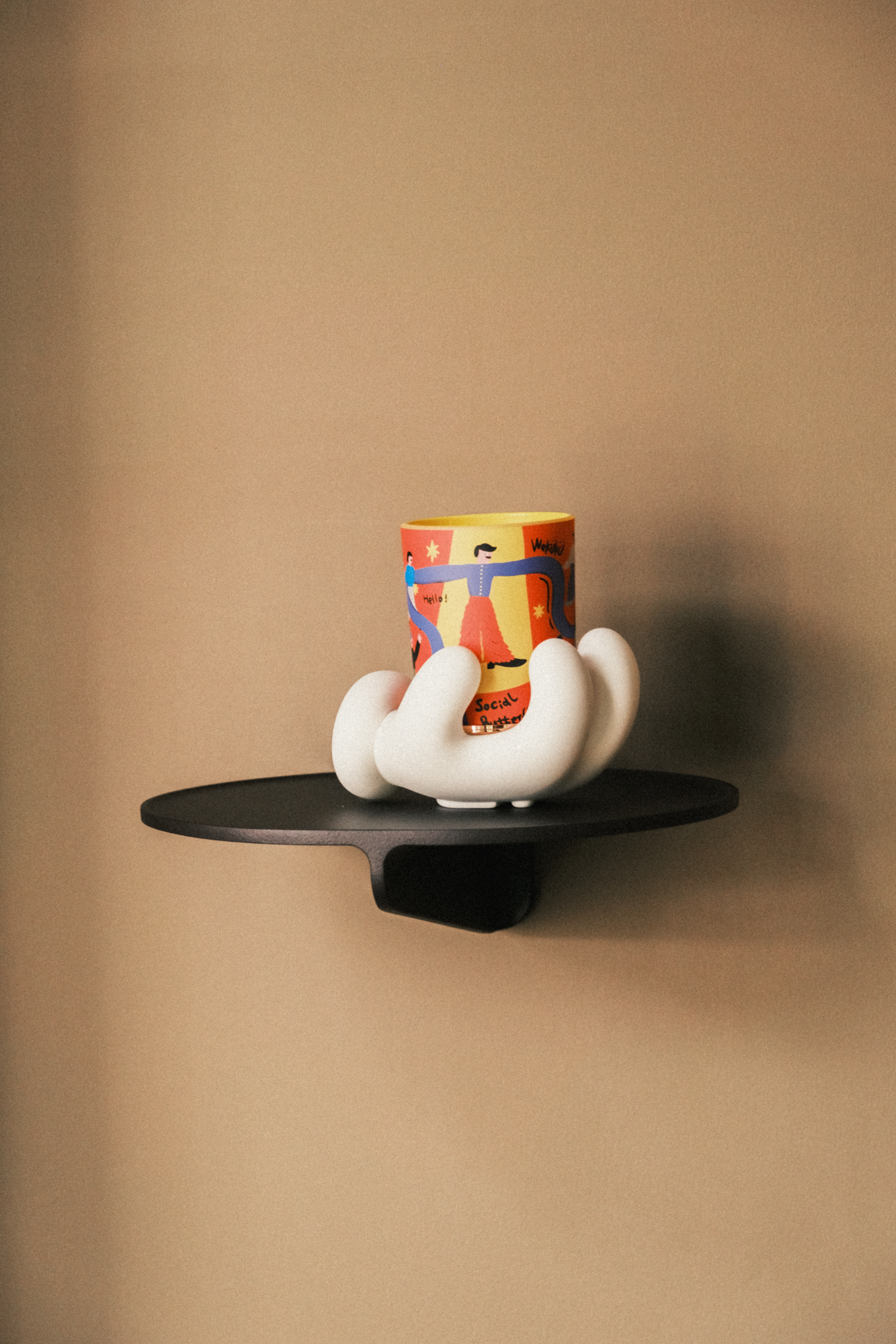 "SOCIAL BUTTERFLY" Scented Candle (200g Candle + Palm)