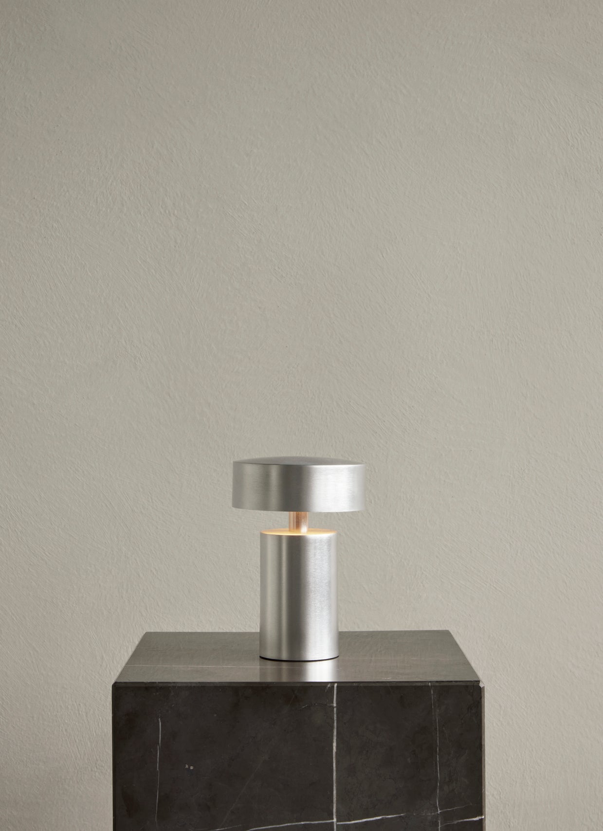 Column Portable Table Lamp - Aluminium