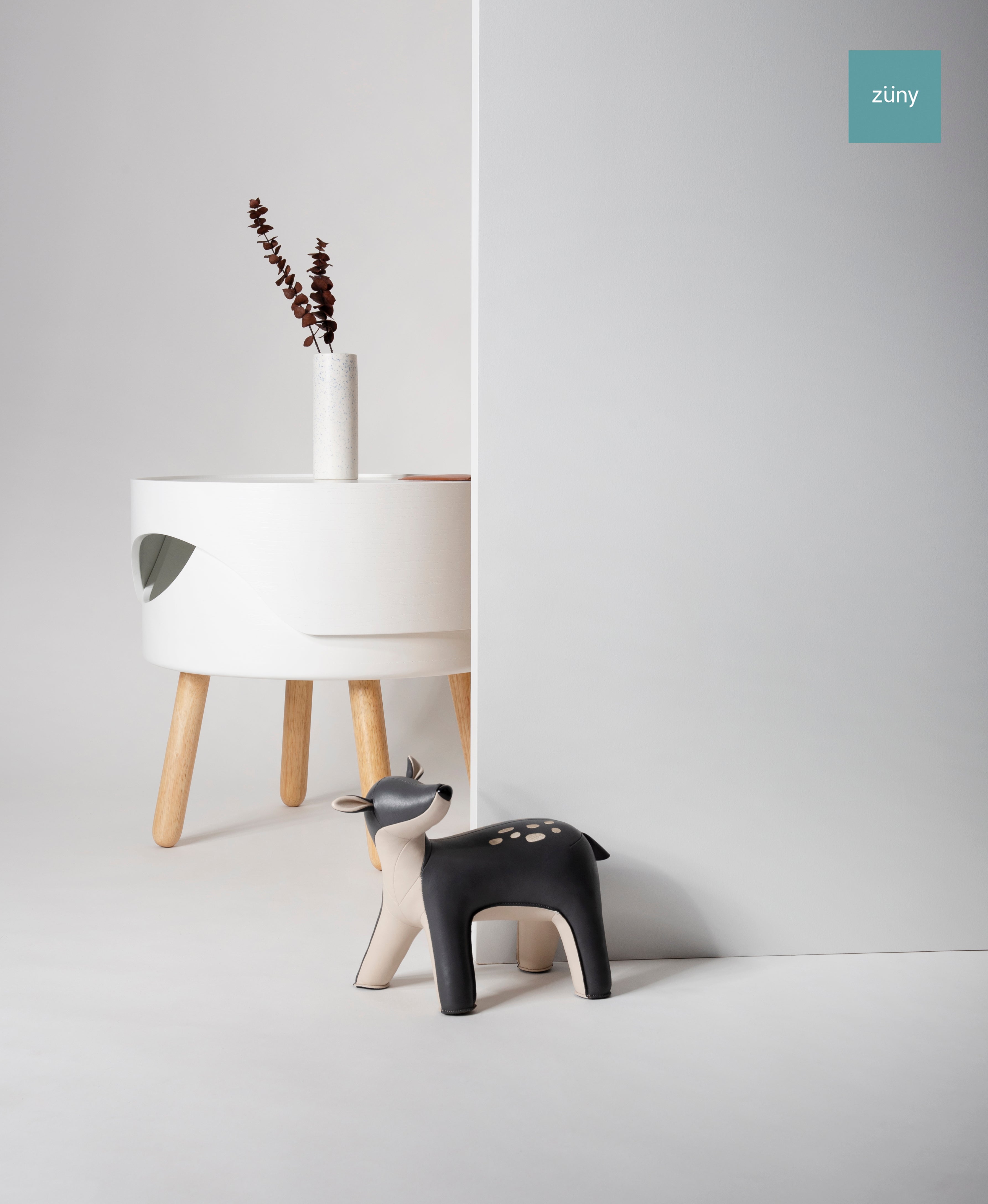 Zuny Deer Luke Doorstop, Dark Gray + Wheat - Intent