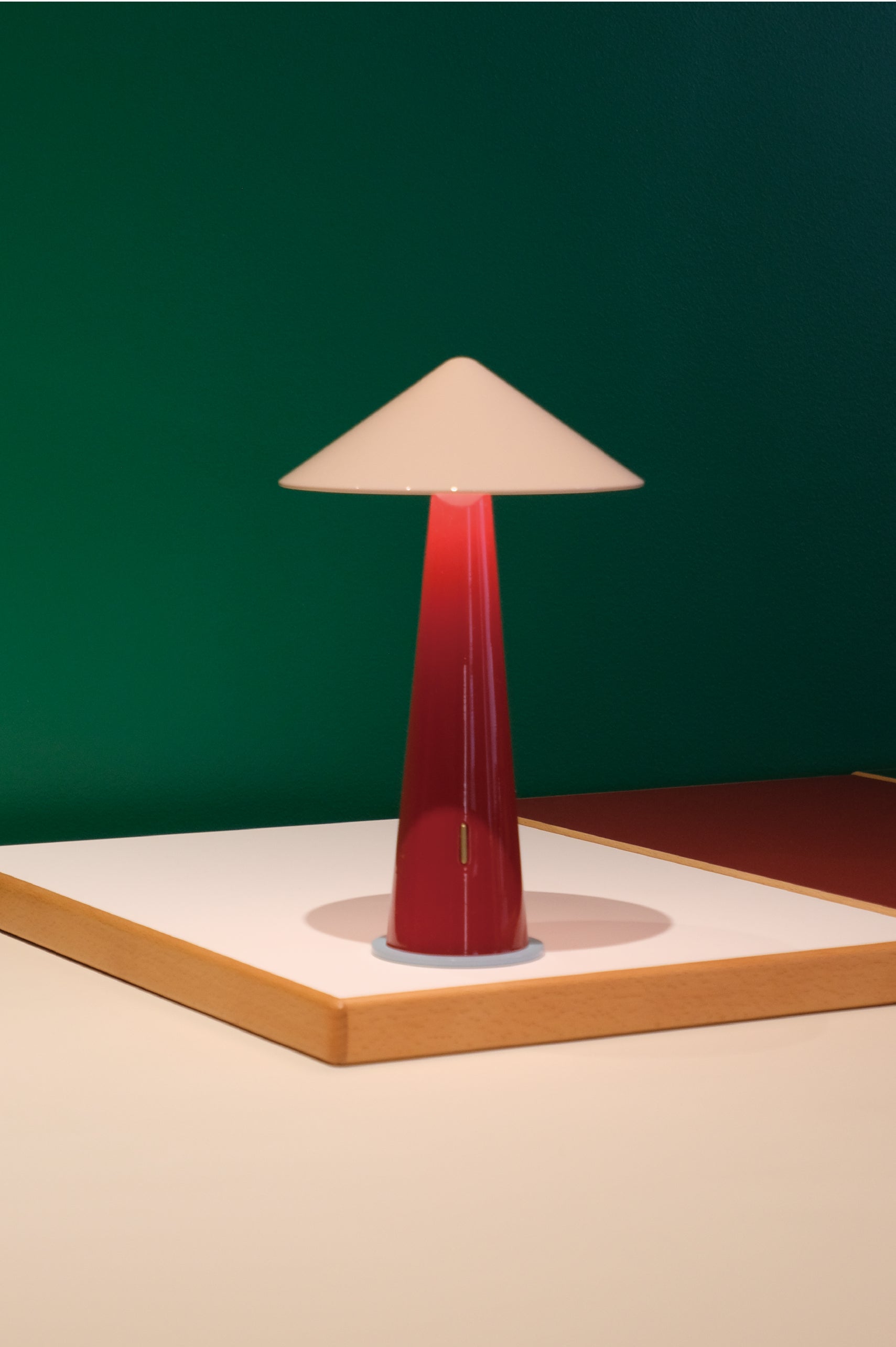 Tipsy Portable Lamp - Powder Pink/Dark Red