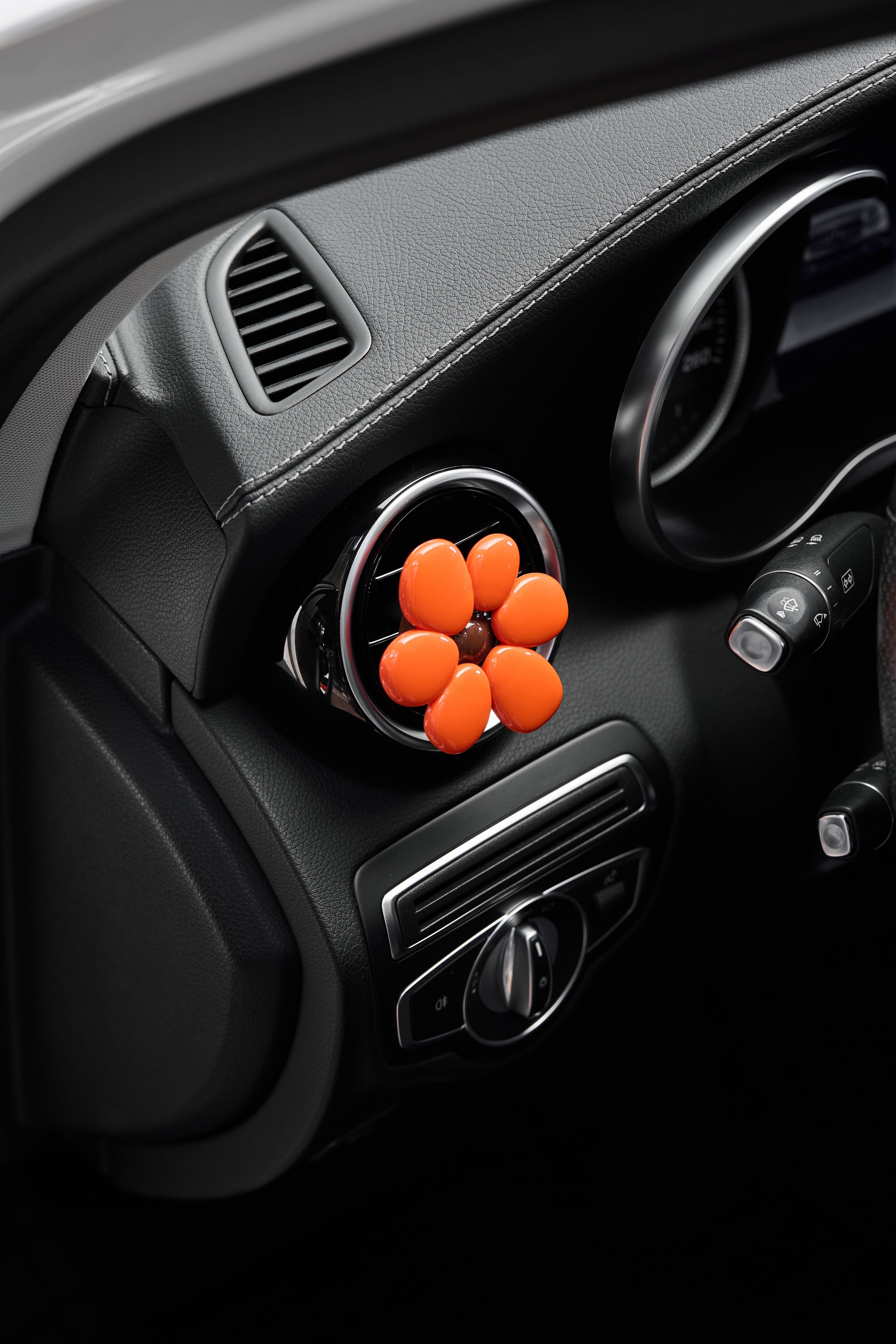 FaFa Car Diffuser - Bloom (Red)