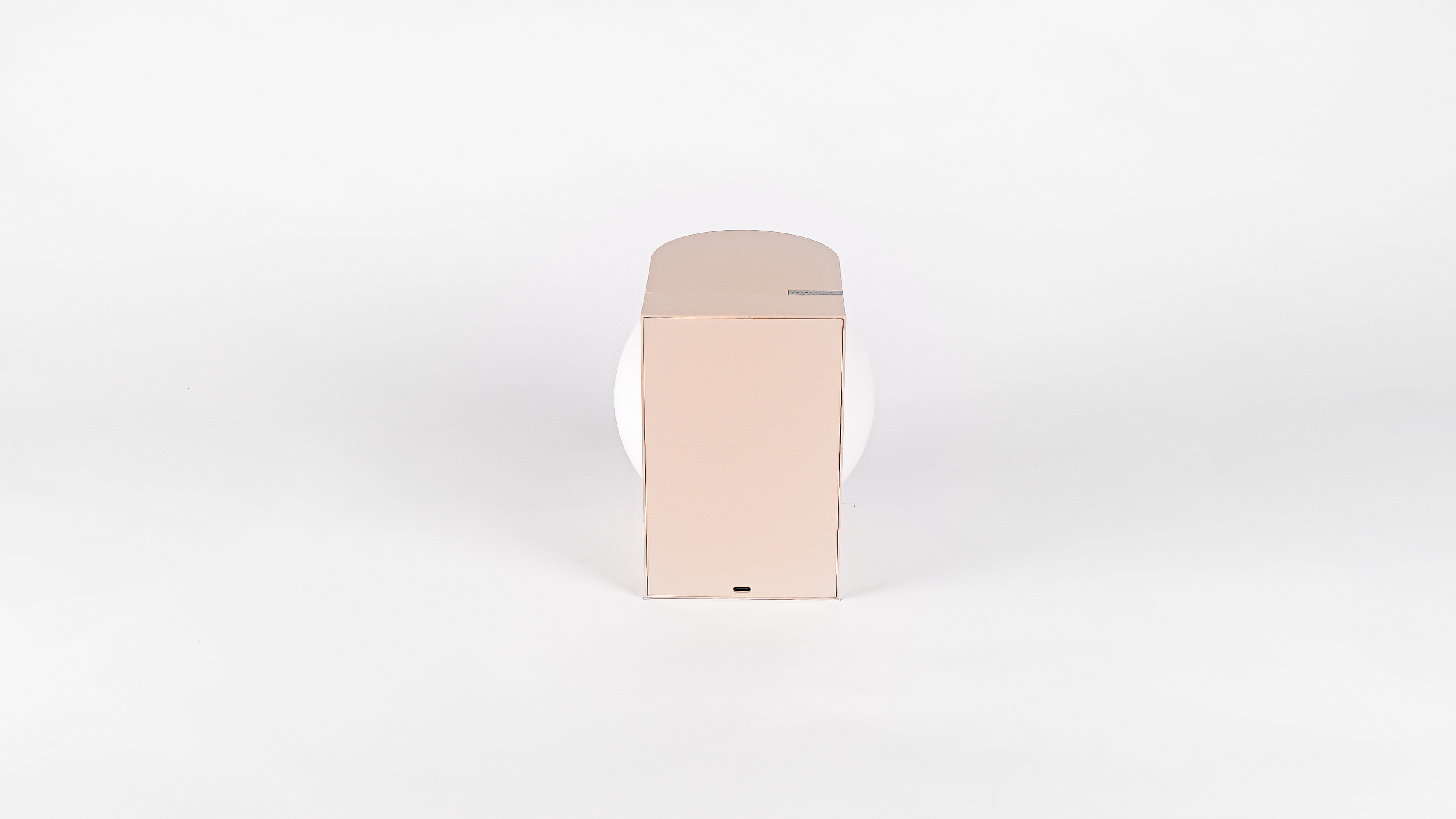 Pink Wireless Charging Lamp - Intent