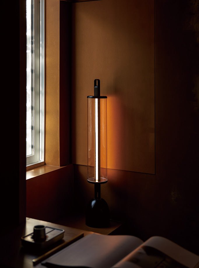 LINE Floor Lamp - V - Intent